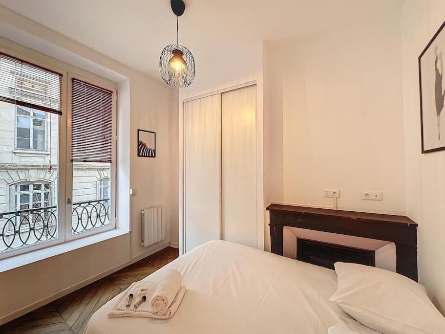 Cosy Appart, Rue St Cyr Lyon Luaran gambar